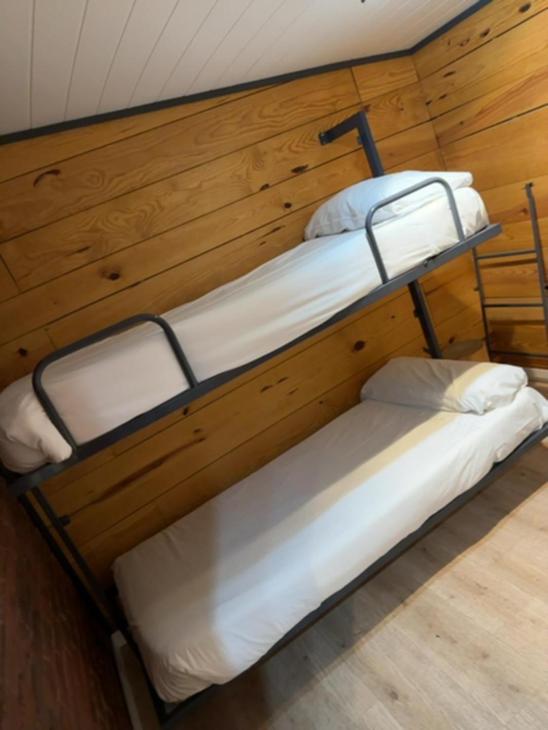 Hostal Erasmus By Gaiarooms Salamanca Esterno foto